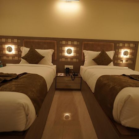 Hotel Bigwig Jabalpur Dış mekan fotoğraf
