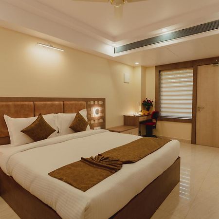 Hotel Bigwig Jabalpur Dış mekan fotoğraf